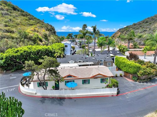 spc-m11-30802 Coast Hwy, Laguna Beach, CA, 92651-4205 | Card Image