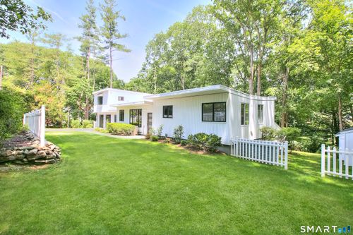 128 Linley Dr, Fairfield, CT, 06825-1667 | Card Image