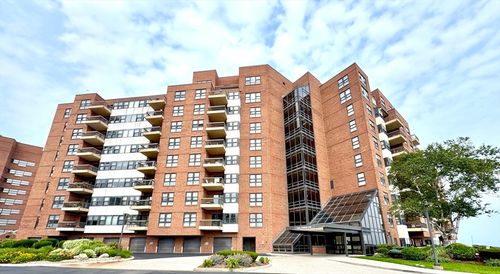 apt-215-1 Seal Harbor Rd, Winthrop, MA, 02152-1050 | Card Image