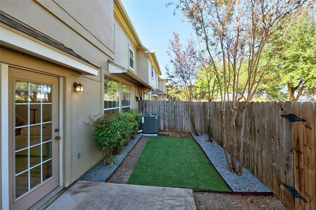 APT-305 - 1101 E Parmer Ln, Condo with 3 bedrooms, 3 bathrooms and 2 parking in Austin TX | Image 26