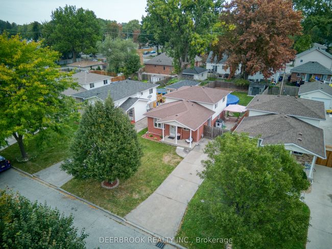 2620 Allyson Ave, House other with 4 bedrooms, 2 bathrooms and 2 parking in Windsor ON | Image 4