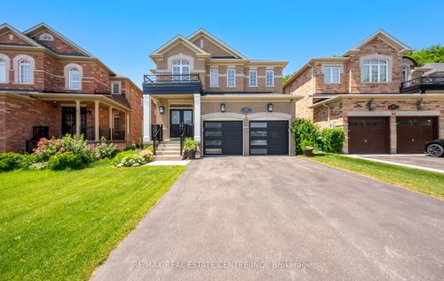105 Olivia Marie Rd, Brampton, ON, L6Y0N1 | Card Image