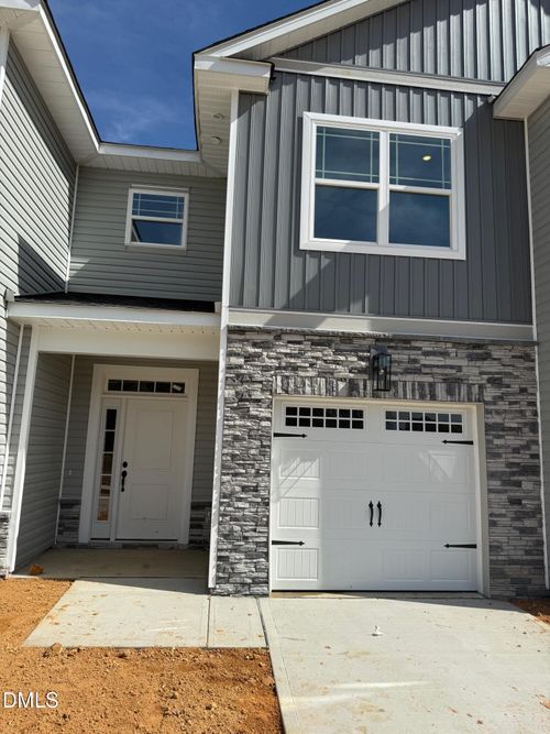 34 Joyner Park Dr, Rocky Mount, NC, 27803-1365 | Card Image