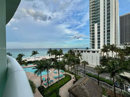 5h-3901 S Ocean Dr, Hollywood, FL, 33019-3002 | Card Image