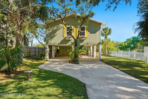 31 Oak St, St Augustine, FL, 32084-1212 | Card Image