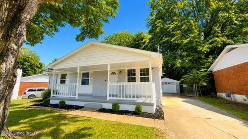 9303 Cinderella Ln, Louisville, KY, 40229-1321 | Card Image