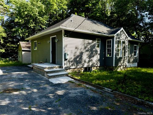 4 Dodd Ln, Otisville, NY, 10963-2381 | Card Image