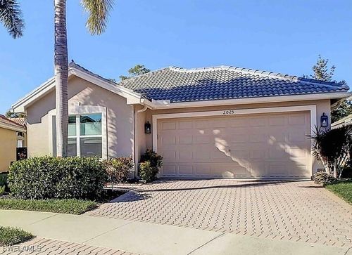 2025 Painted Palm Dr, NAPLES, FL, 34119-3373 | Card Image