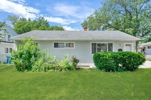 424 May St, Bensenville, IL, 60106-2667 | Card Image