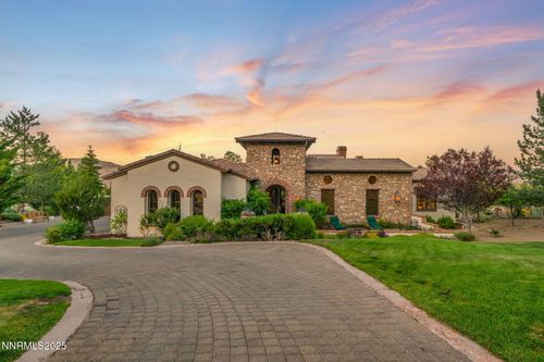 186 Carleton Ct, Reno, NV, 89511-2762 | Card Image