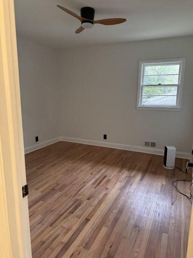 2037 Brannen Rd Se, House other with 3 bedrooms, 2 bathrooms and 3 parking in Atlanta GA | Image 5