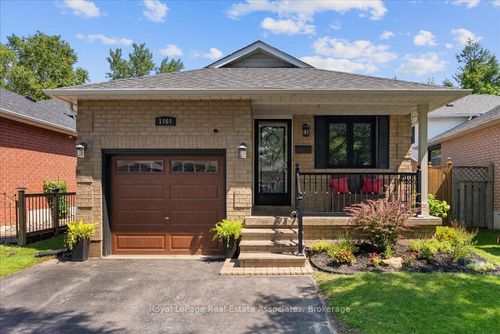 1464 Trowbridge Dr, Oshawa, ON, L1G7R7 | Card Image