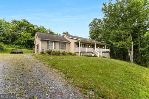 8160 Northwestern Pike, GORE, VA, 22637-1927 | Card Image