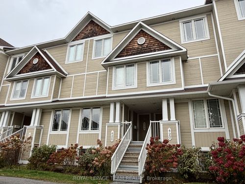 13-424 Hillsboro Pvt, Ottawa, ON, K2M3A8 | Card Image