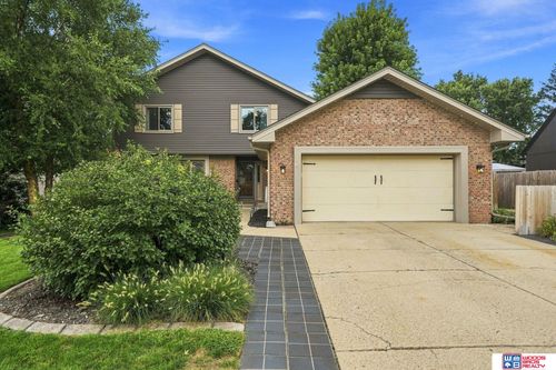 6408 Tanglewood Ln, Lincoln, NE, 68516-2354 | Card Image