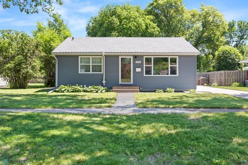 1706 14 1/2 St S, Fargo, ND, 58103-4824 | Card Image
