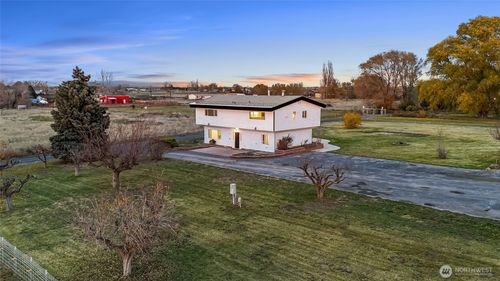 5103 Road 1 9 Ne, Moses Lake, WA, 98837 | Card Image