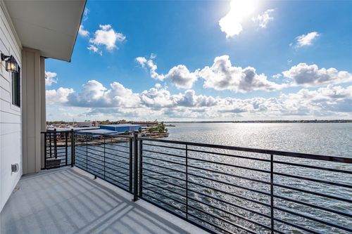 4405 Davis Ln, Seabrook, TX, 77586 | Card Image