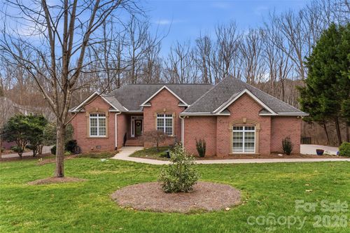 234-235-402 W Glenview Dr, Salisbury, NC, 28147-7259 | Card Image