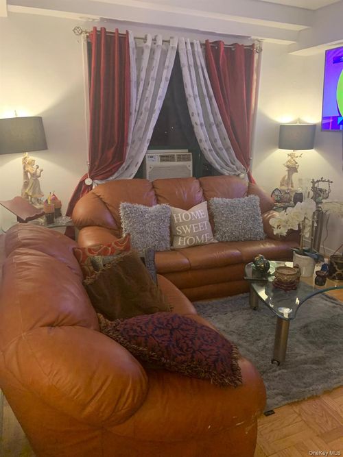 6d-1700 Metropolitan Ave, Bronx, NY, 10462-6968 | Card Image