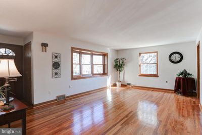 630 Lenker Road, House other with 3 bedrooms, 1 bathrooms and null parking in HARRISBURG PA | Image 3