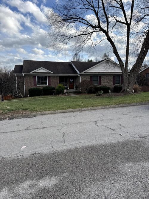 2019 Hampstead Ln, Frankfort, KY, 40601-8465 | Card Image