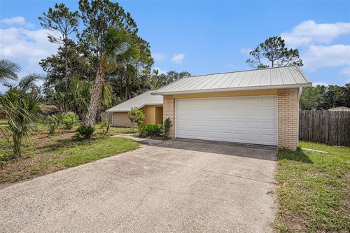 1902 Cedarbrooke Dr, Lutz, FL, 33549-5589 | Card Image