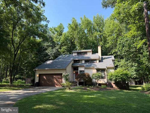 329 Mount Laurel Rd, Mount Laurel, NJ, 08054-9556 | Card Image