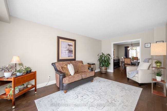 2013 Windy Oaks Dr, House other with 5 bedrooms, 4 bathrooms and 4 parking in Burlington ON | Image 7