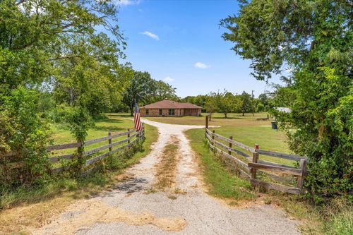 2569 N Fm 55, Barry, TX, 75102-4527 | Card Image