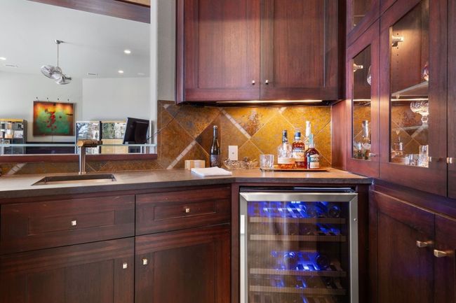 17807 Breakwater Dr, House other with 4 bedrooms, 6 bathrooms and 3 parking in Jonestown TX | Image 15