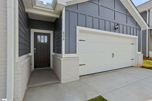 606 Silver Fir Street, Piedmont, SC, 29673 | Card Image