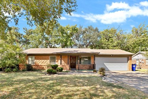 13515 Onyx Ln, Farmers Branch, TX, 75234-4912 | Card Image
