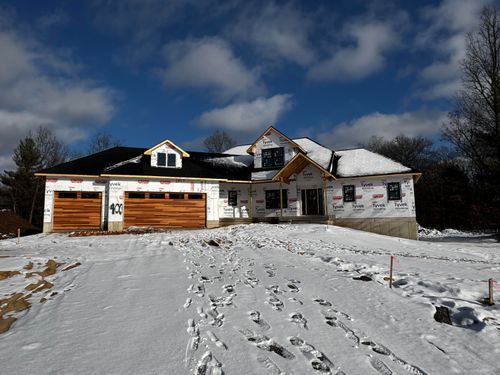 8-400 Sabine Dr, Muskegon, MI, 49442-1917 | Card Image