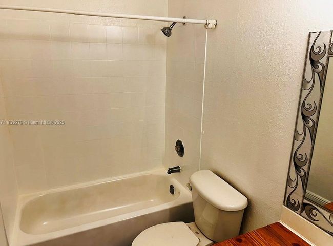 G - 4467 Treehouse Ln, Condo with 2 bedrooms, 2 bathrooms and null parking in Tamarac FL | Image 10