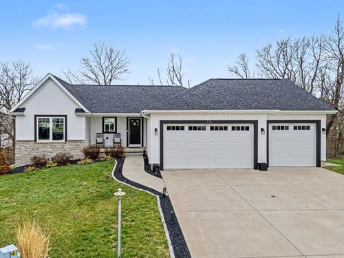 776 Bluestem Ct, Blue Grass, IA, 52726-1202 | Card Image