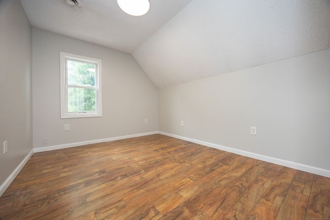 32 High St, House other with 4 bedrooms, 2 bathrooms and 4 parking in Killingly CT | Image 18