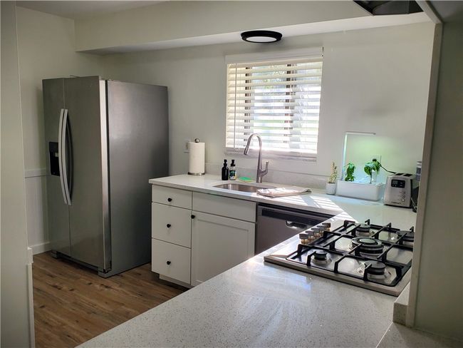 912 Forest Green Dr, Condo with 2 bedrooms, 2 bathrooms and 1 parking in Coraopolis PA | Image 11