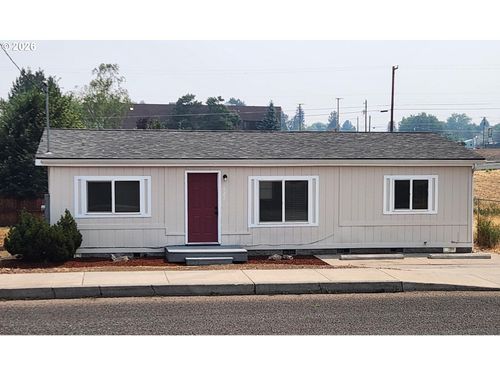 623 Sw 2nd St, Madras, OR, 97741-1125 | Card Image