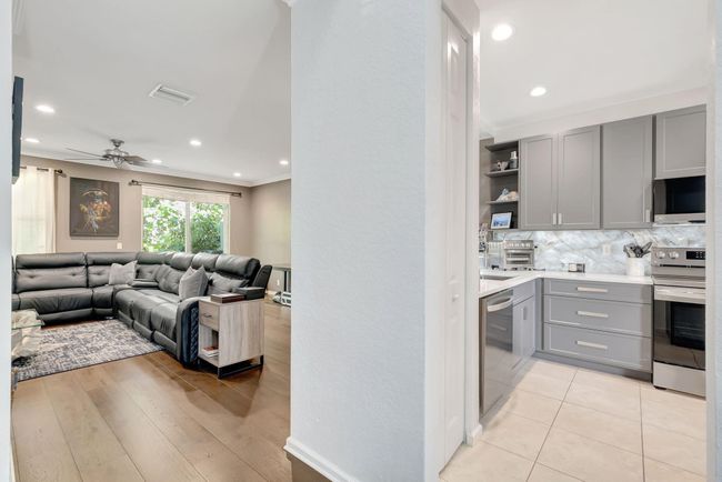 UNIT-2007 - 16089 Poppyseed Cir, Townhouse with 3 bedrooms, 3 bathrooms and null parking in Delray Beach FL | Image 7