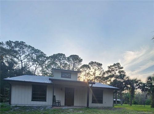 9100 Sw Moss Ave, Indiantown, FL, 34956-4253 | Card Image