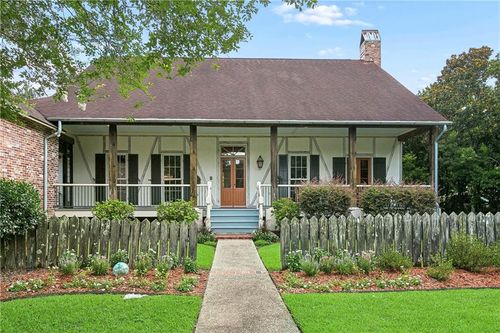 196 Forest Oaks Dr, New Orleans, LA, 70131-3378 | Card Image