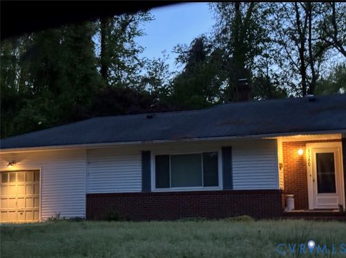 1580 Montpelier St, Petersburg, VA, 23805-1331 | Card Image