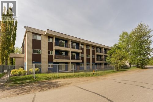 310-2217 Regents Cres, Prince George, BC, V2L1E9 | Card Image