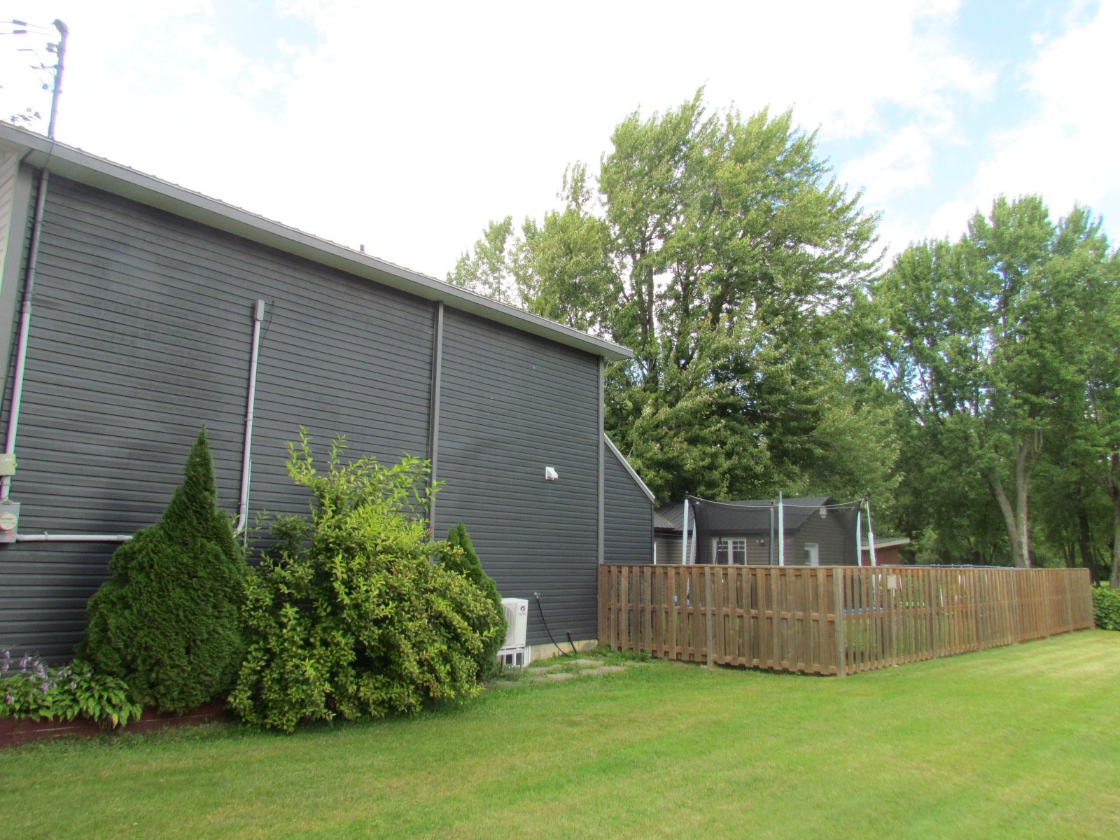 Residential in Venise-en-Québec 4