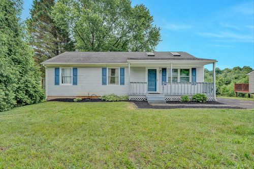 8127 Ashton Ln, Roanoke, VA, 24019-4558 | Card Image