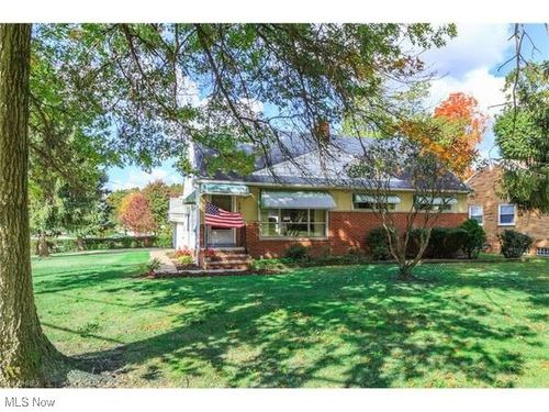 298 Richmond Rd, Richmond Heights, OH, 44143-1404 | Card Image