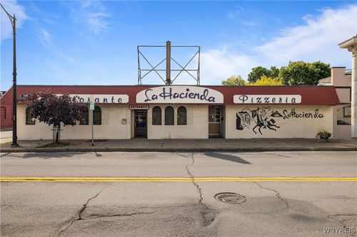 3019 Pine Ave, Niagara Falls, NY, 14301-2445 | Card Image