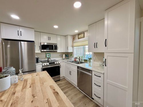 226 E South 6th St, Grangeville, ID, 83530-2169 | Card Image