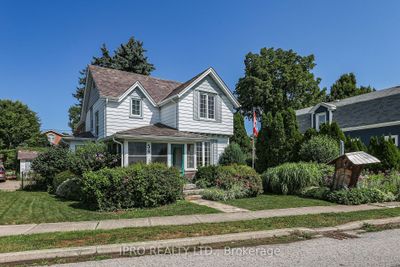 54 Canal St, House other with 5 bedrooms, 2 bathrooms and 4 parking in Saint Catharines ON | Image 1